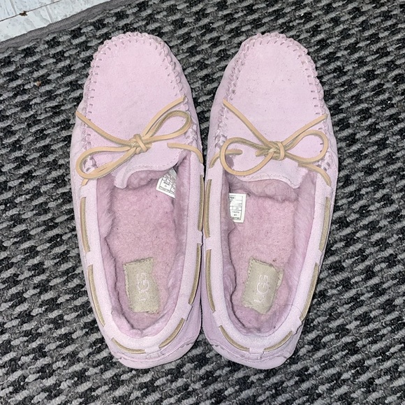 Ugg moccasins size 8 - Picture 3 of 4